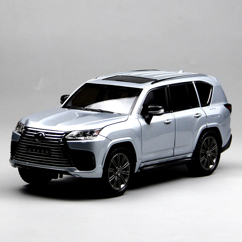 Lexus LX600