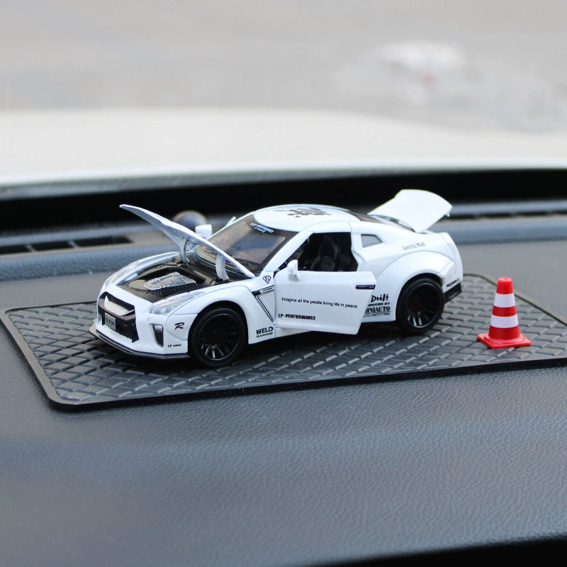 Nissan GTR R35 Dashboard Accessories