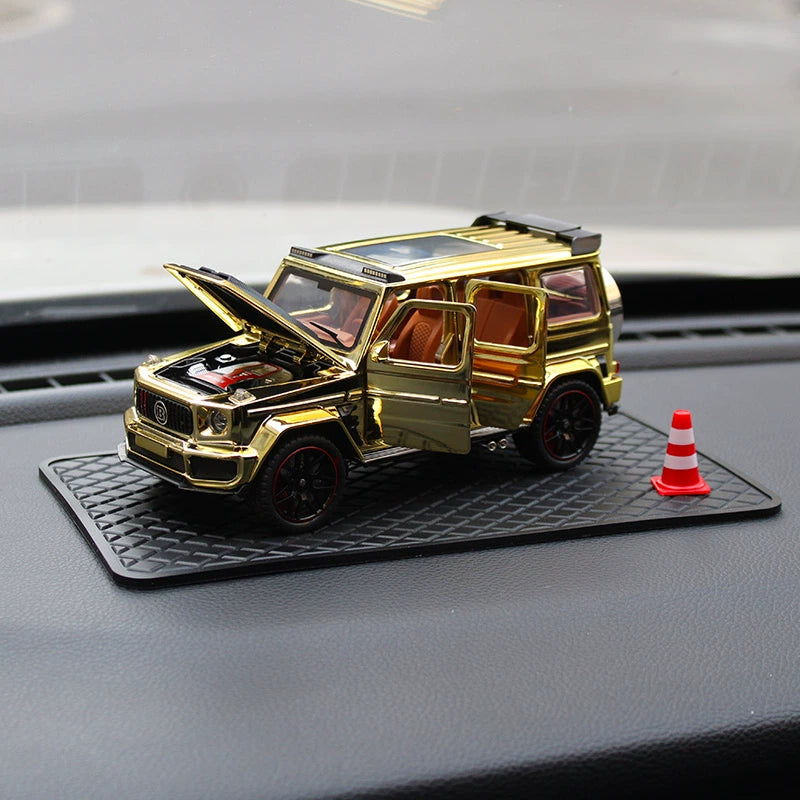 G800 Brabus Luxury SUV Dashboard Accessories